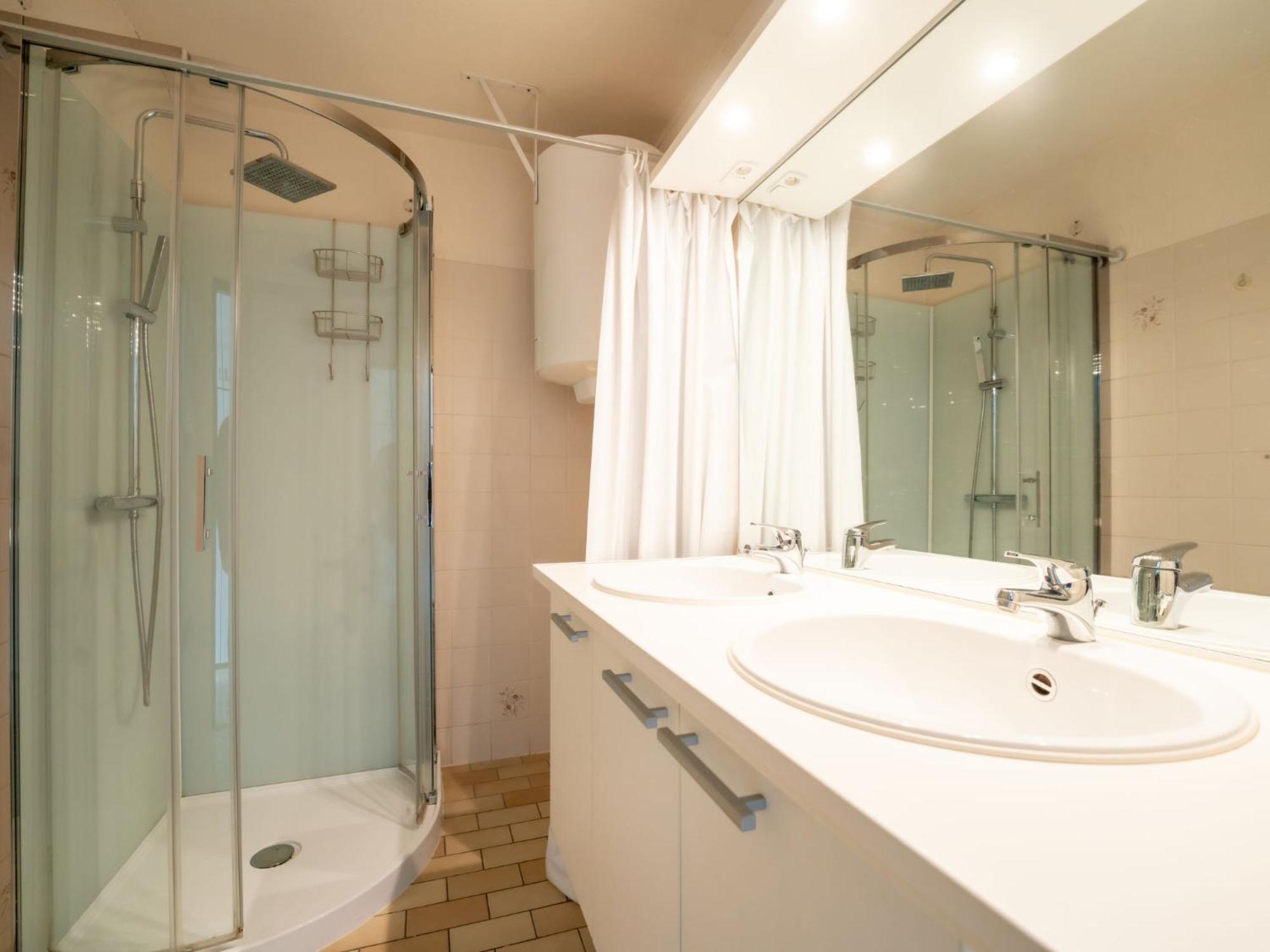 Apartment Residentie Astrid-7 By Interhome 브레데네 외부 사진