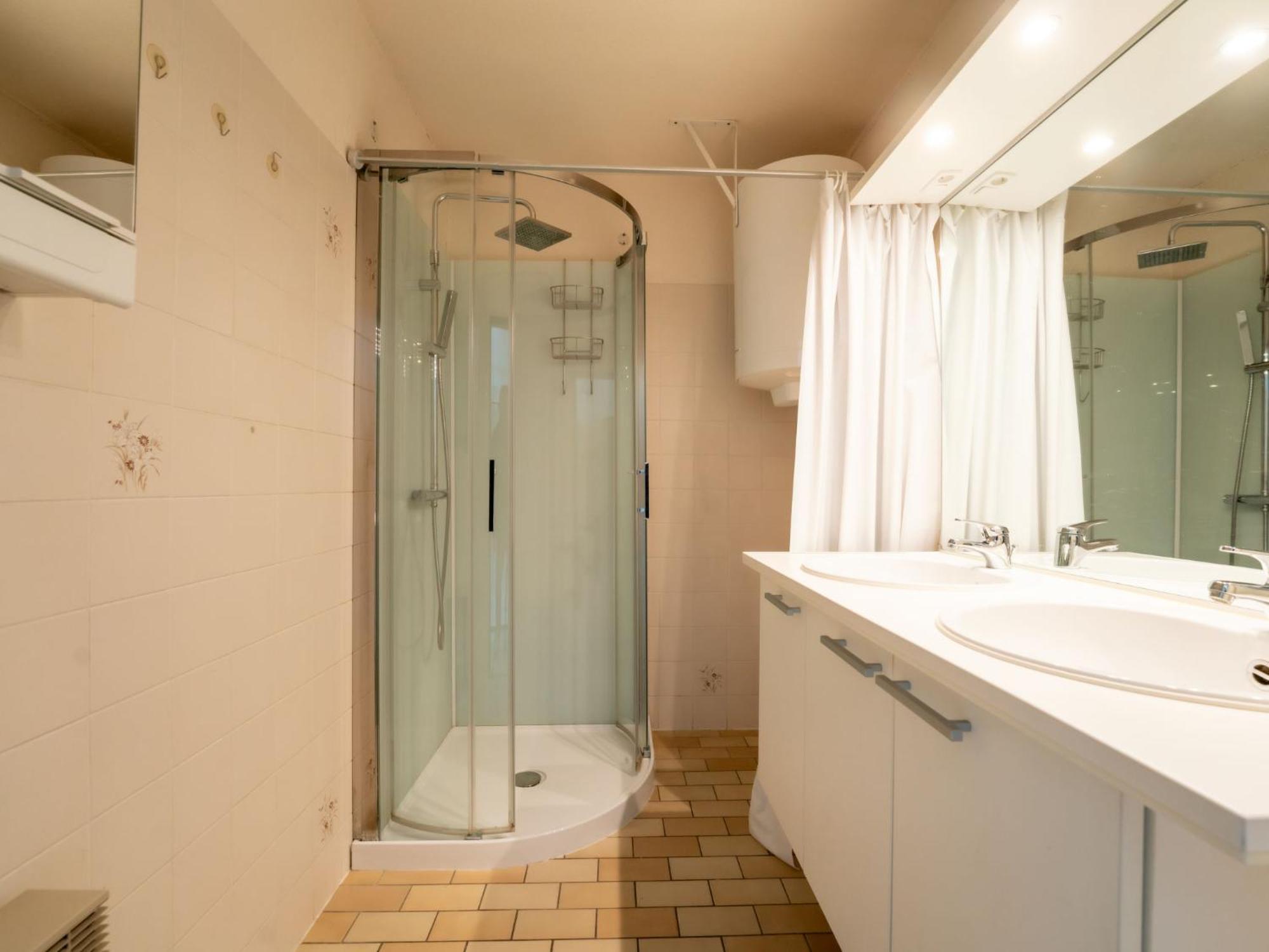 Apartment Residentie Astrid-7 By Interhome 브레데네 외부 사진