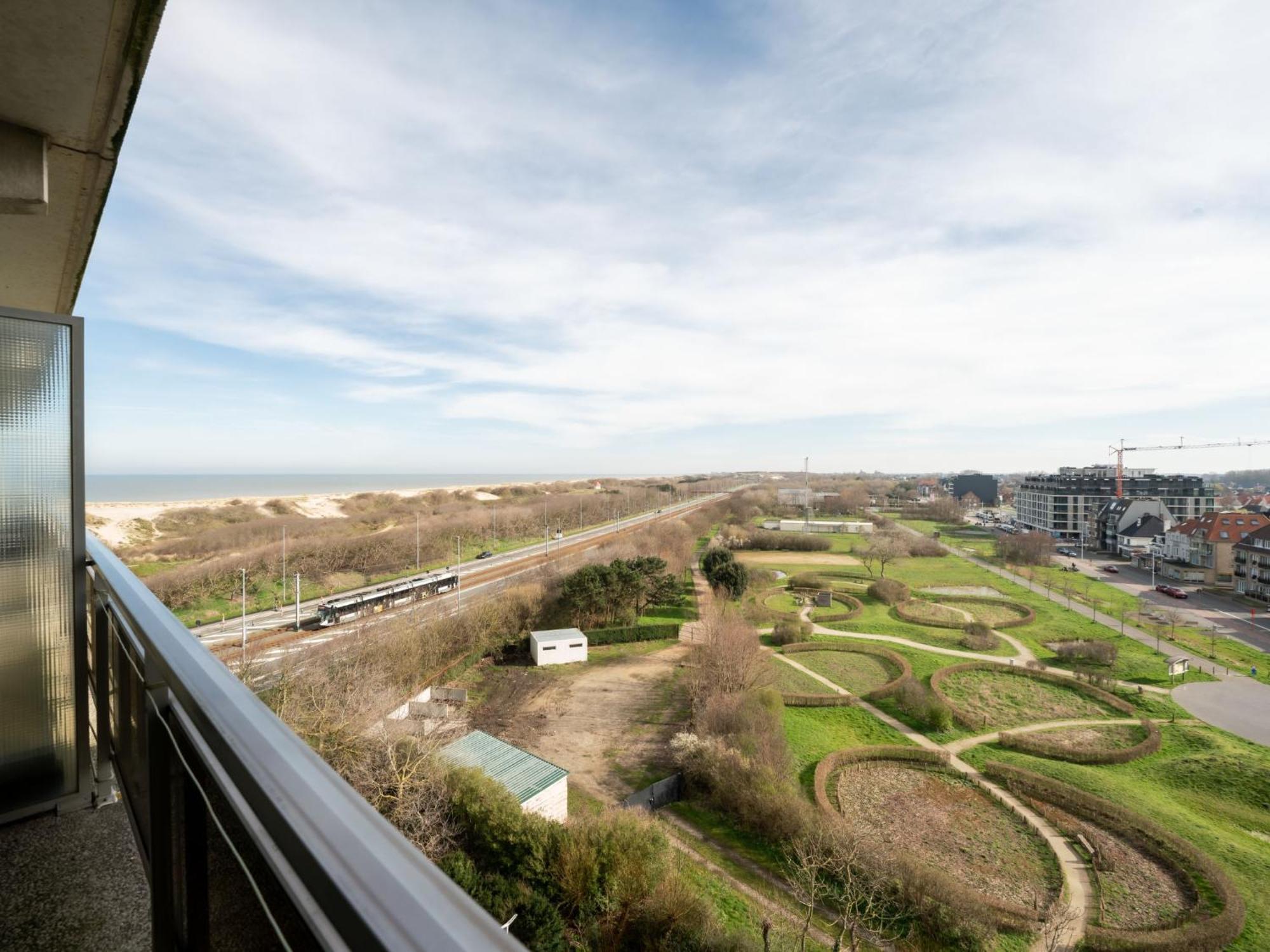 Apartment Residentie Astrid-7 By Interhome 브레데네 외부 사진